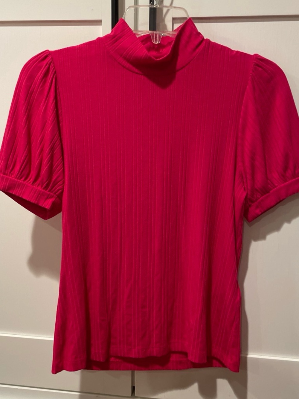 Banana Republic Hot Pink Women's Mock Neck Short Sleeve Top